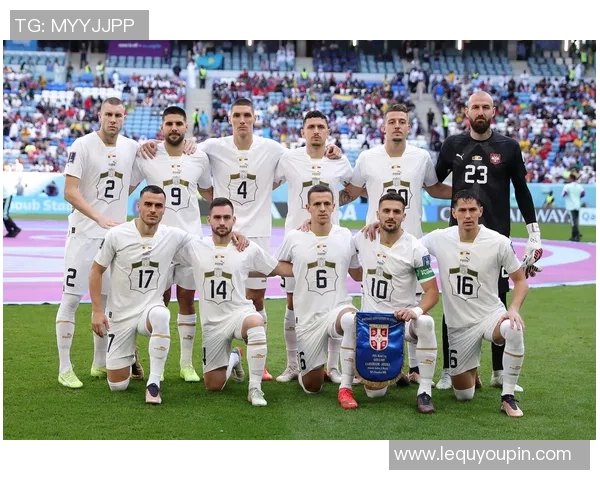 全球足球明星云集的顶级球队球员名单与阵容解析