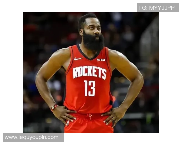 哈登与足球球星关系图：探讨篮球巨星与足球明星的互动与跨界合作