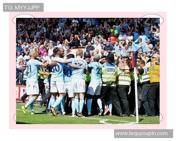 足球巨星遭遇场上场下双重欺负引发球迷热议与公平竞技呼声