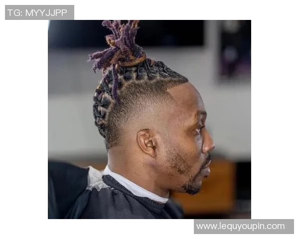 足球球星外观装饰风格大揭秘 从发型到服饰彰显个性魅力